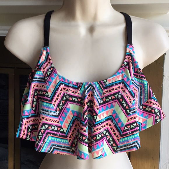 PINK Victoria's Secret Other - Victoria's Secret Pink ruffle bikini top EUC Sz L